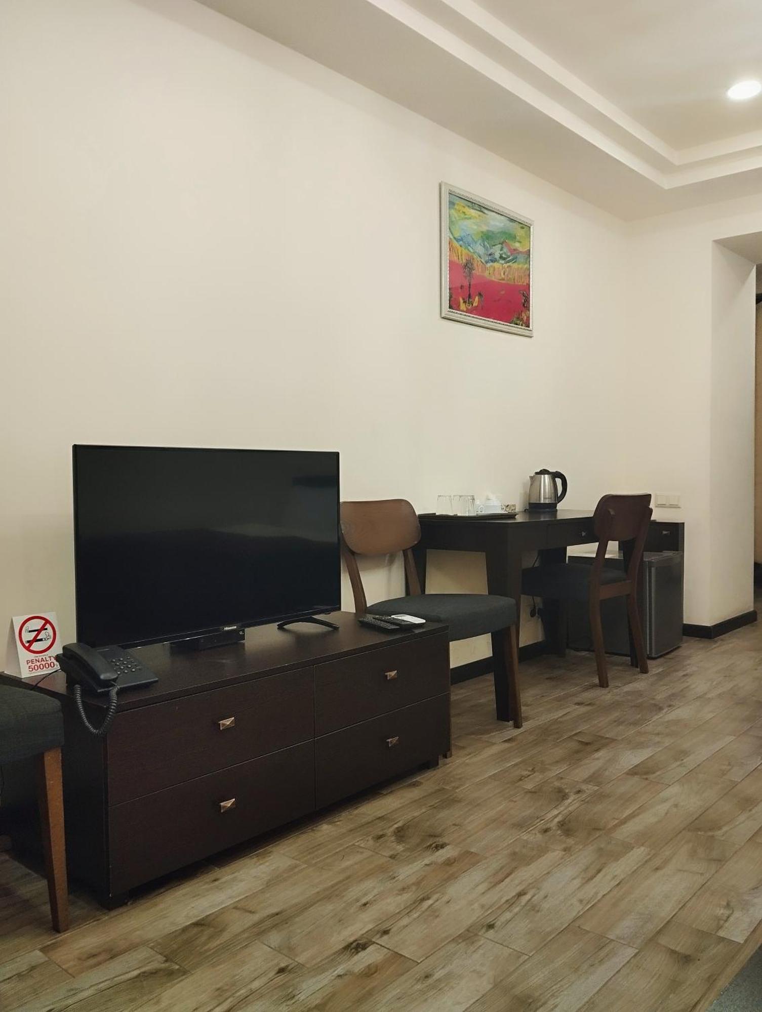 Boutique Living Hotel Erivan Exterior foto